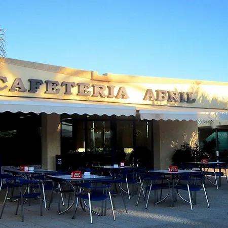 Hotel Hospedium Abril 3*