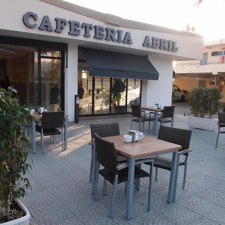 Hotel Hospedium Abril 3*