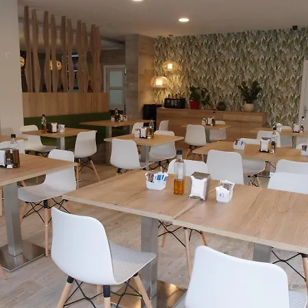 Hotel Hospedium Abril 3*