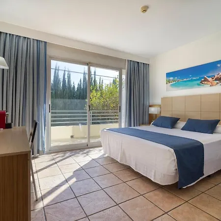 Hotel Hospedium Abril 3*
