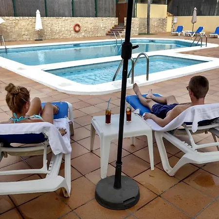 Hotel Hospedium Abril 3*