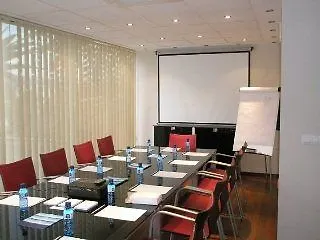 Hotel Hospedium Abril 3*